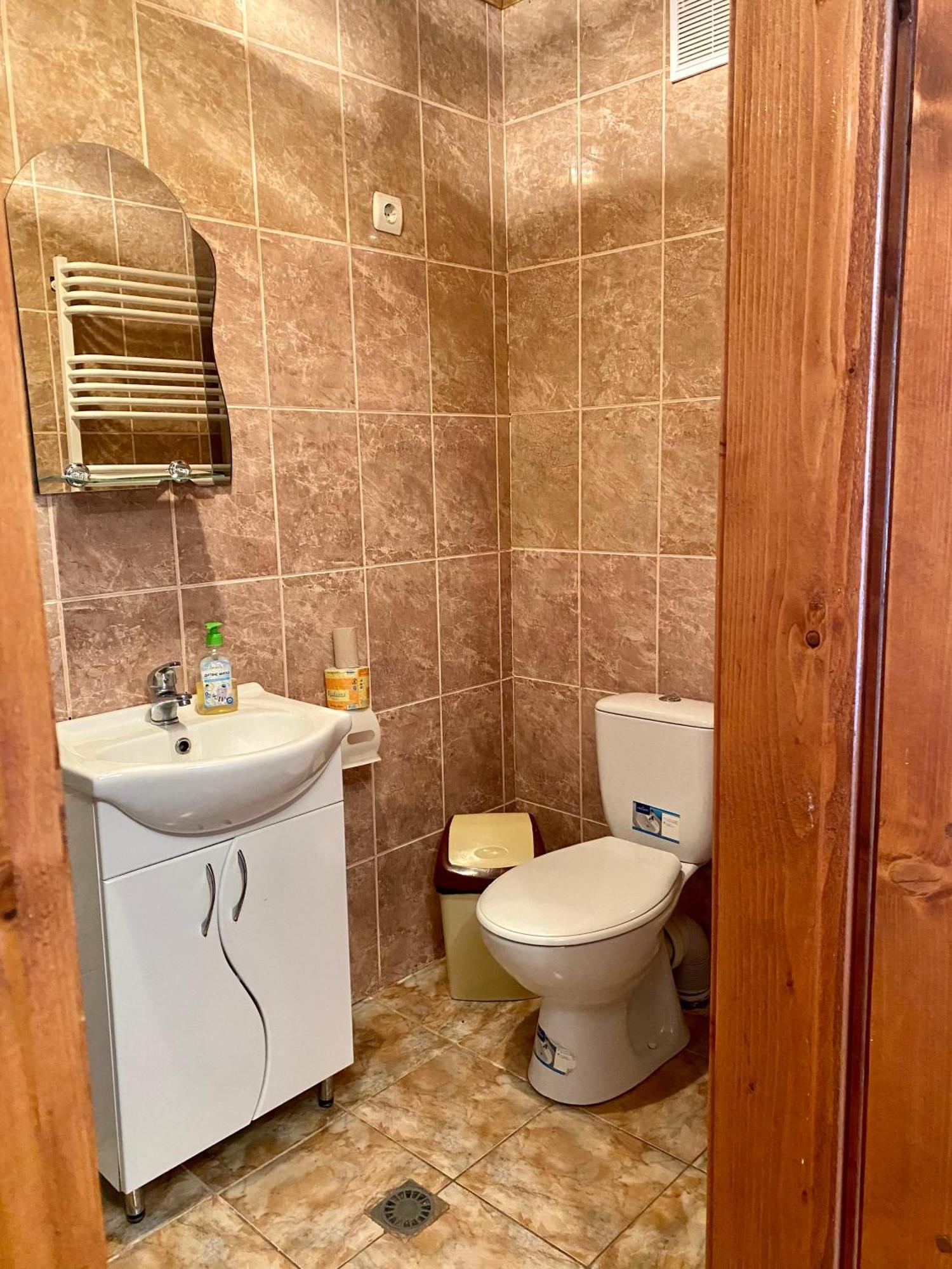 Hotel Medova Hata Verkhnyaya Rozhanka Habitación foto